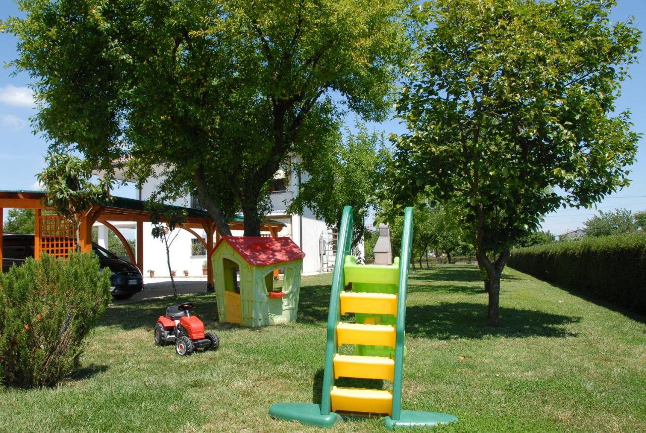 Agriturismo Il Melograno Tessera Bagian luar foto