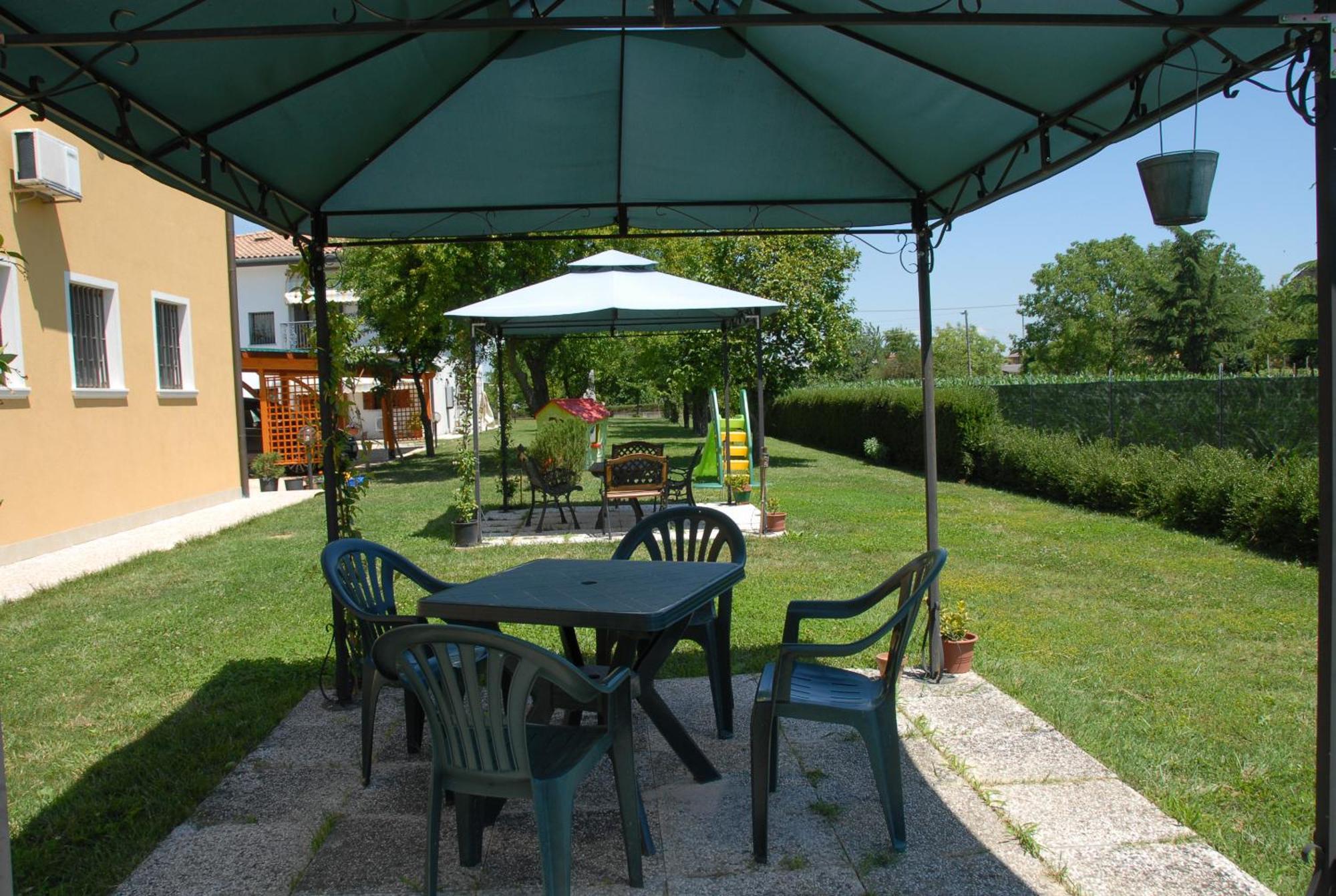 Agriturismo Il Melograno Tessera Bagian luar foto