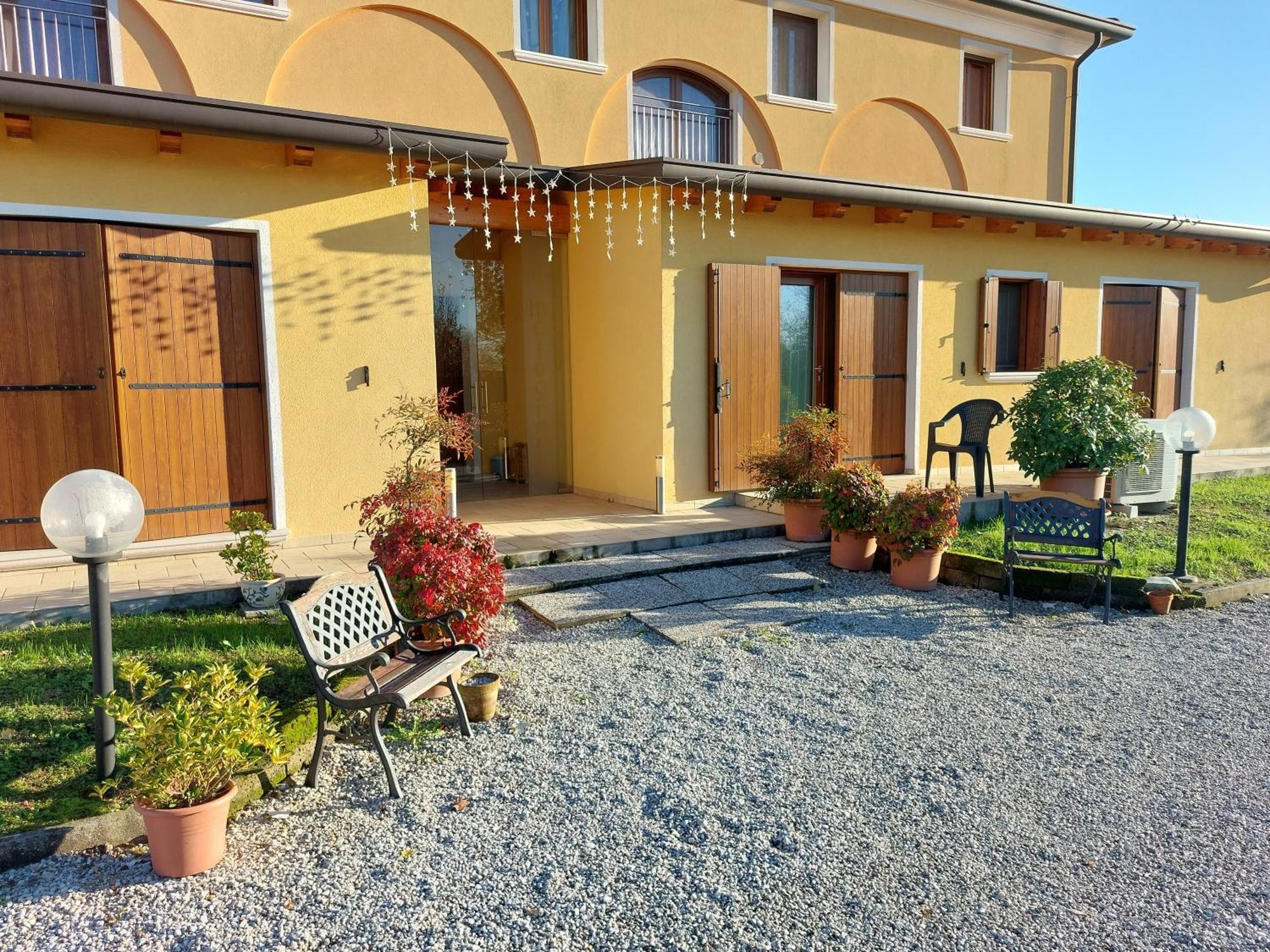 Agriturismo Il Melograno Tessera Bagian luar foto