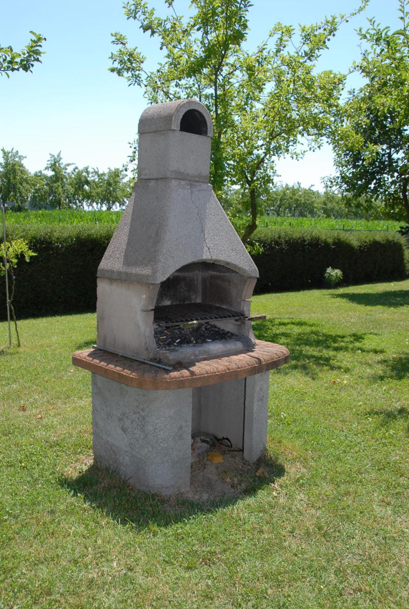 Agriturismo Il Melograno Tessera Bagian luar foto