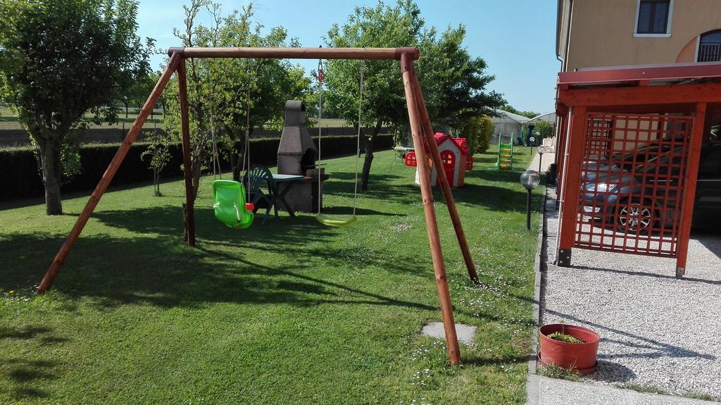 Agriturismo Il Melograno Tessera Bagian luar foto